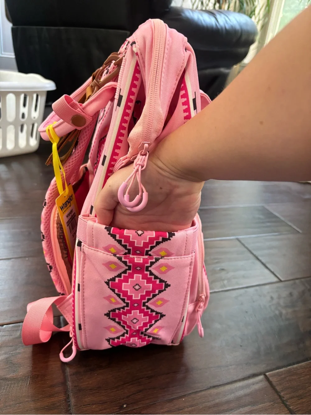 Wrangler bright pink